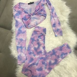 Tie dye top and high waisted leggings